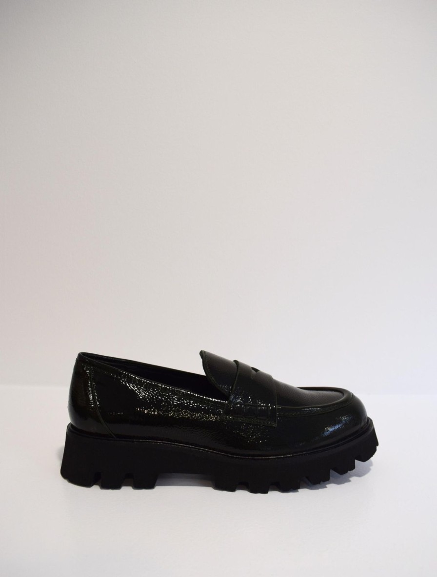 New Donna Lei Finish Loafer Moss Patent