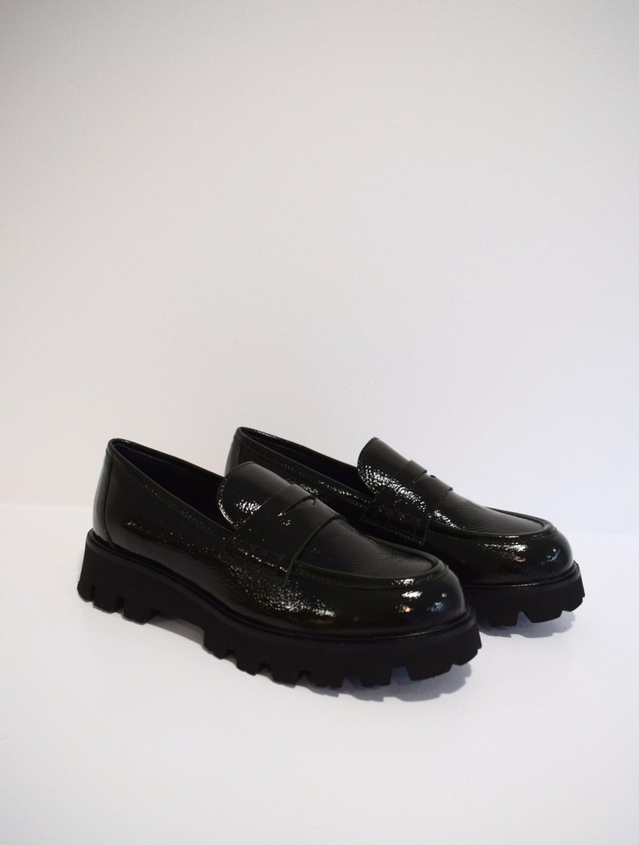 New Donna Lei Finish Loafer Moss Patent