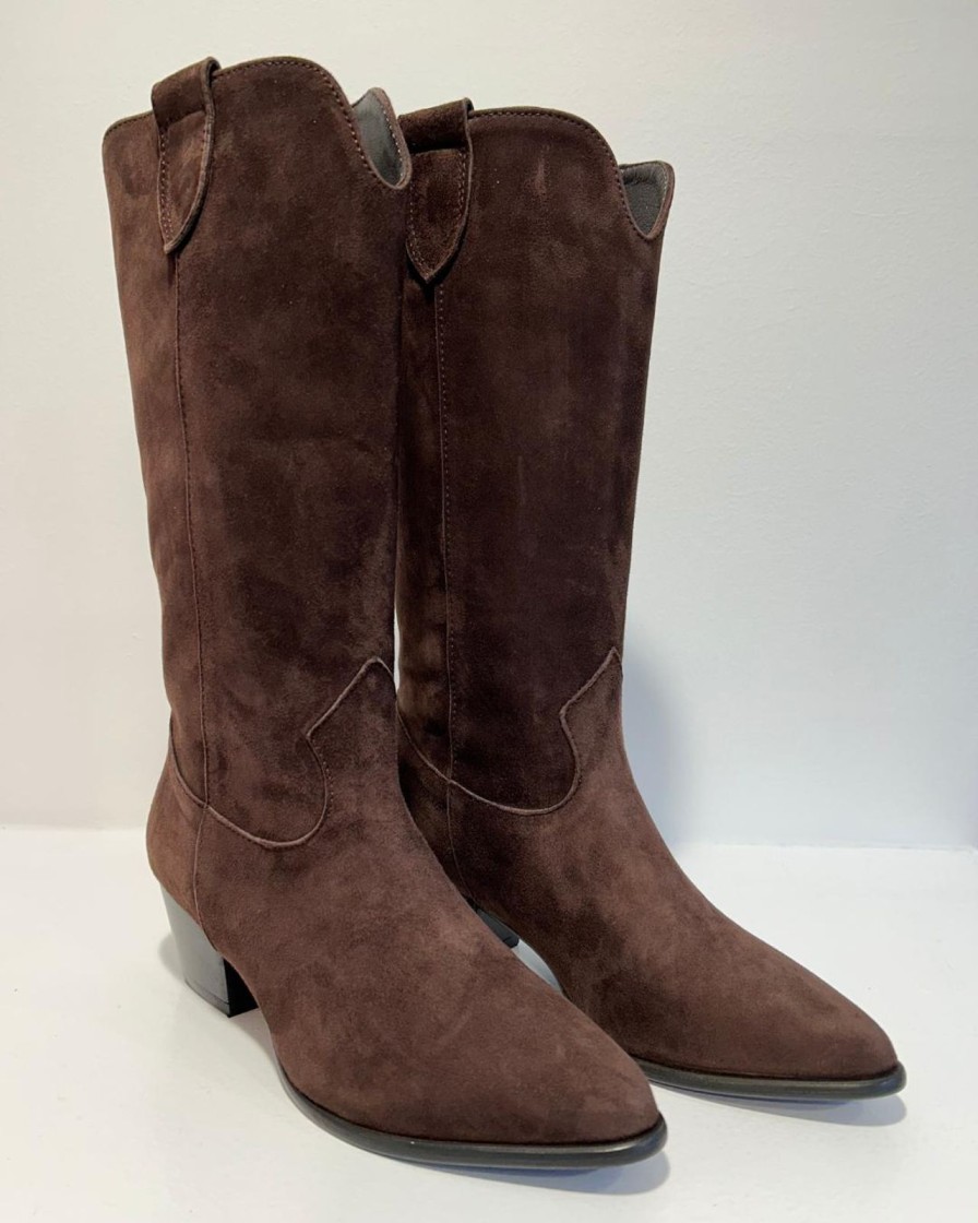 Hot Donna Lei Daisy Boot Chocolate