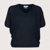 Hot Not Shy Nya V-Neck Tee Black