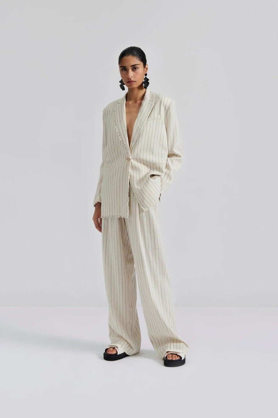 Hot BY MALINA Ariana Blazer Natural Linen Pinstripe