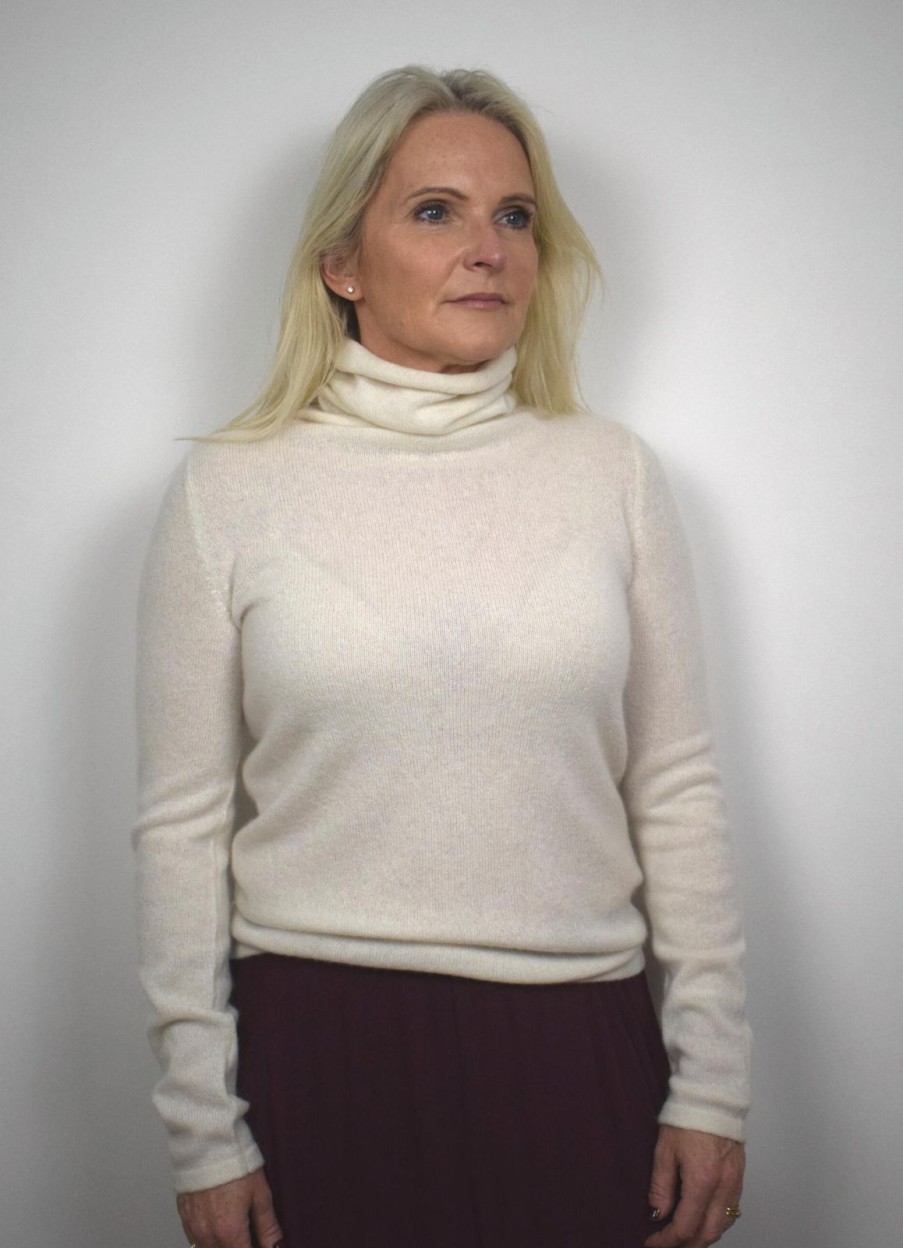 Online Sass & Edge Flodden Cowl Cashmere White Ice