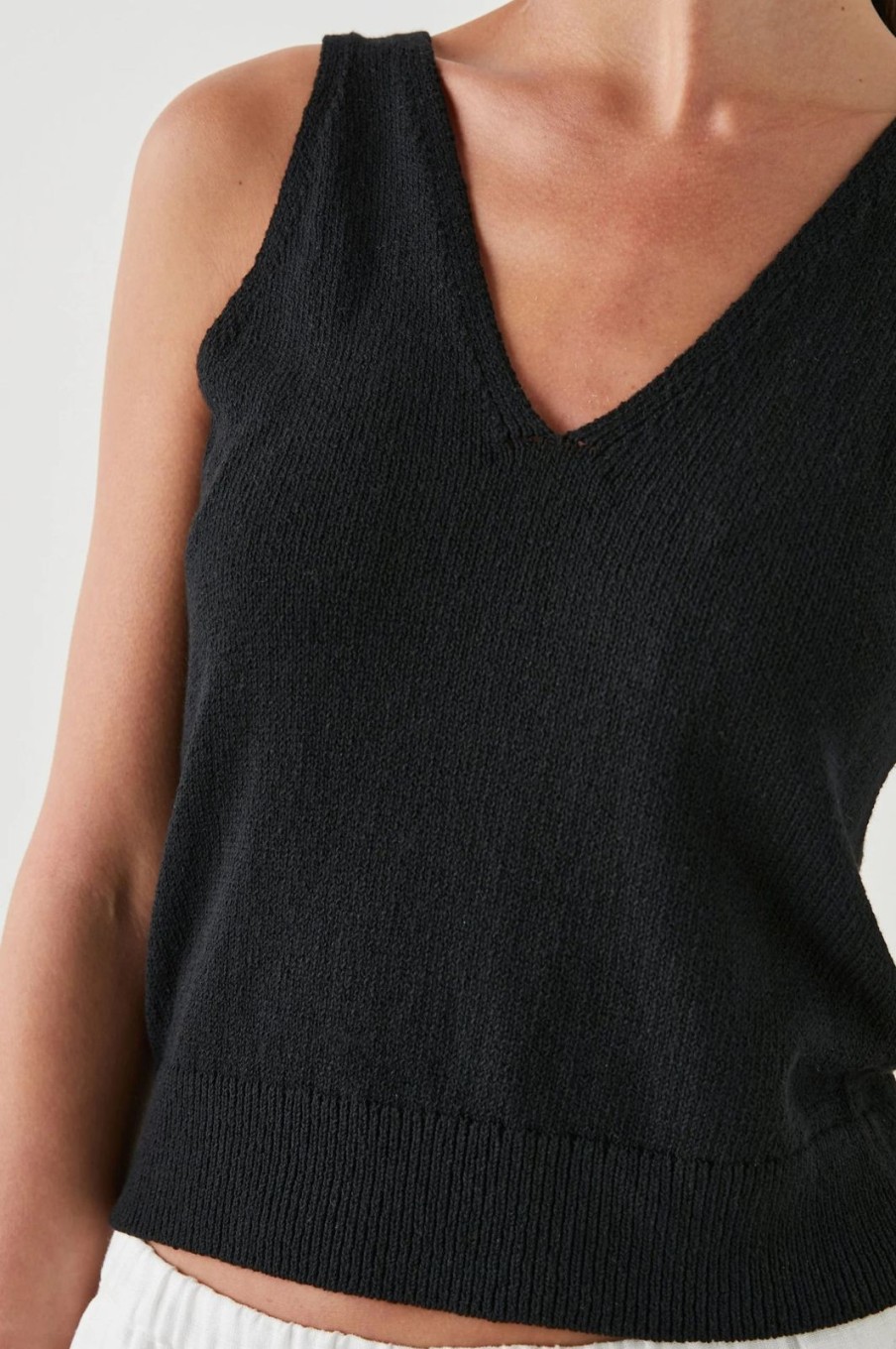 Best Rails Maise Tank Black